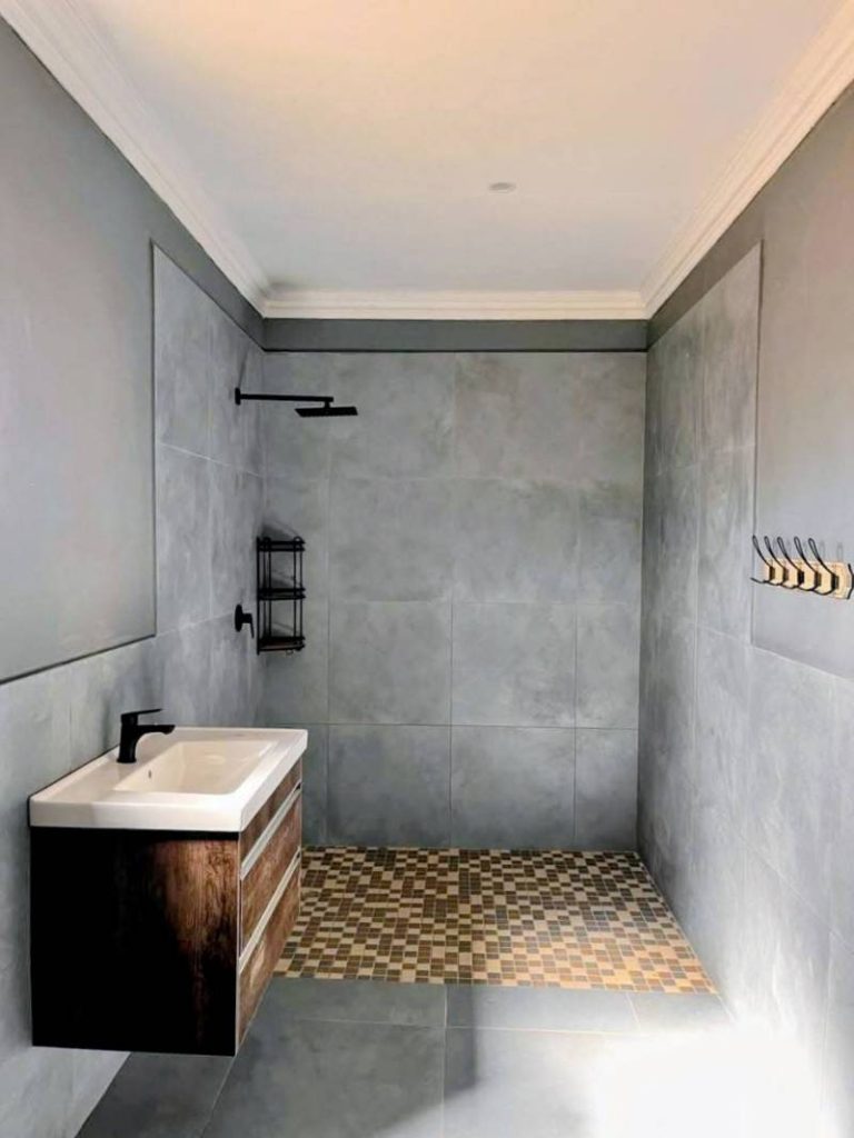cradock lodge bathroom