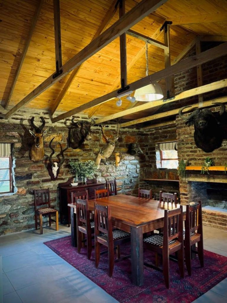 cradock lodge dining area